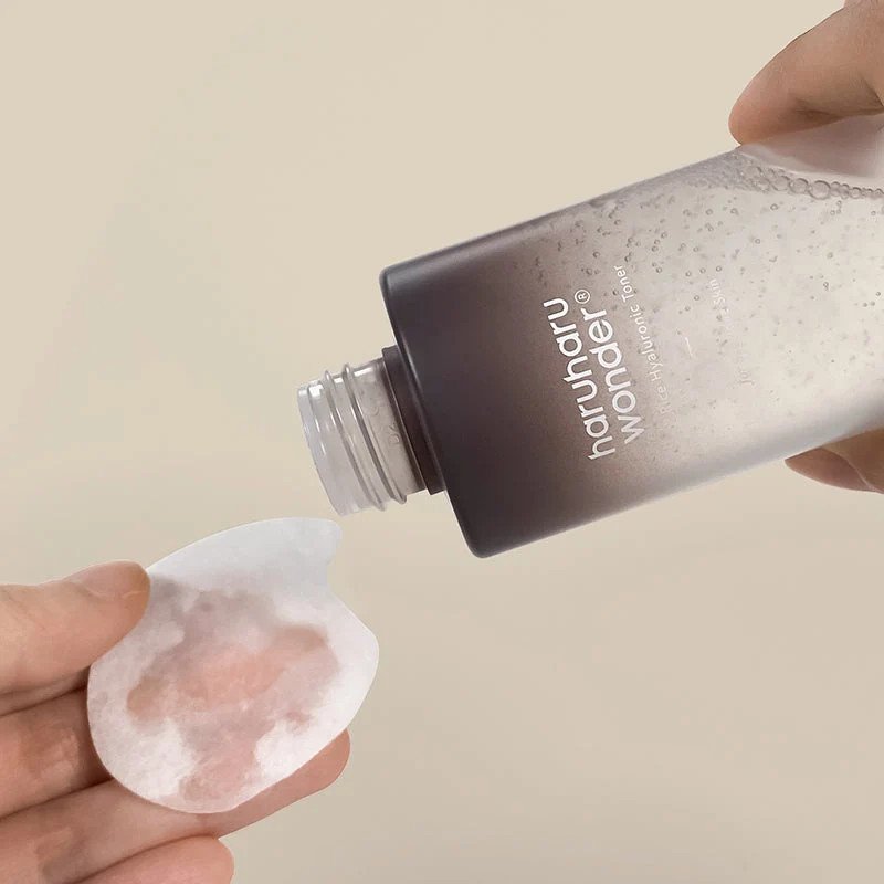 Haruharu Wonder Black Rice Hyaluronic Toner For Sensitive Skin - veido tonikas jautriai odai